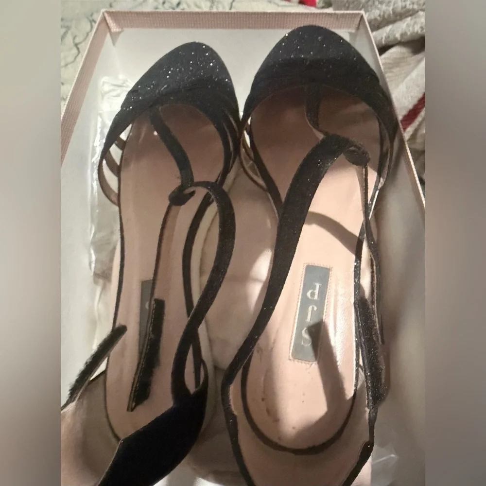 SJP Glitter Women's Flat T strap shoes Size 38 - Picture 2 of 8